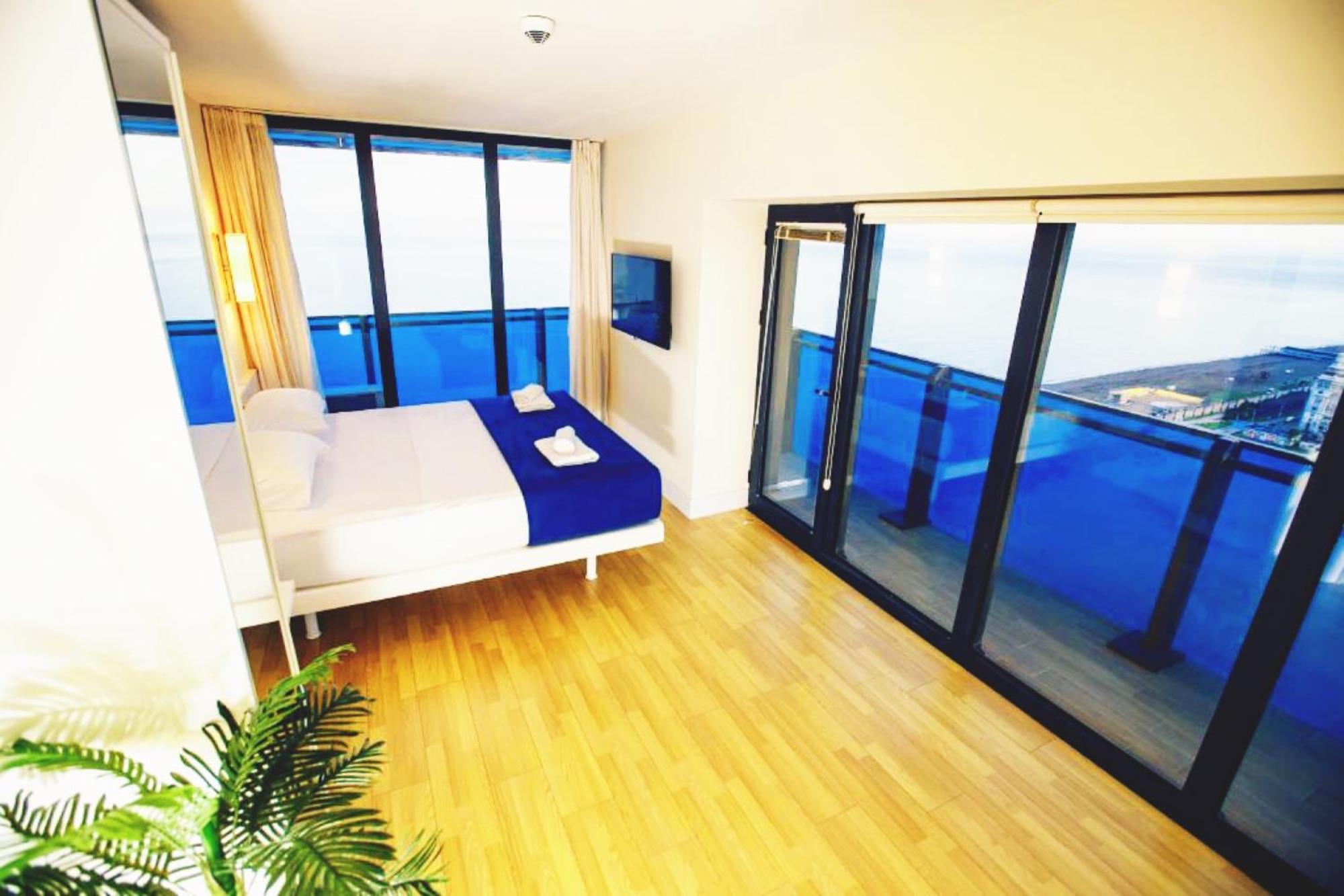 Delux Sea View Aparthotel In Orbi City באטומי מראה חיצוני תמונה