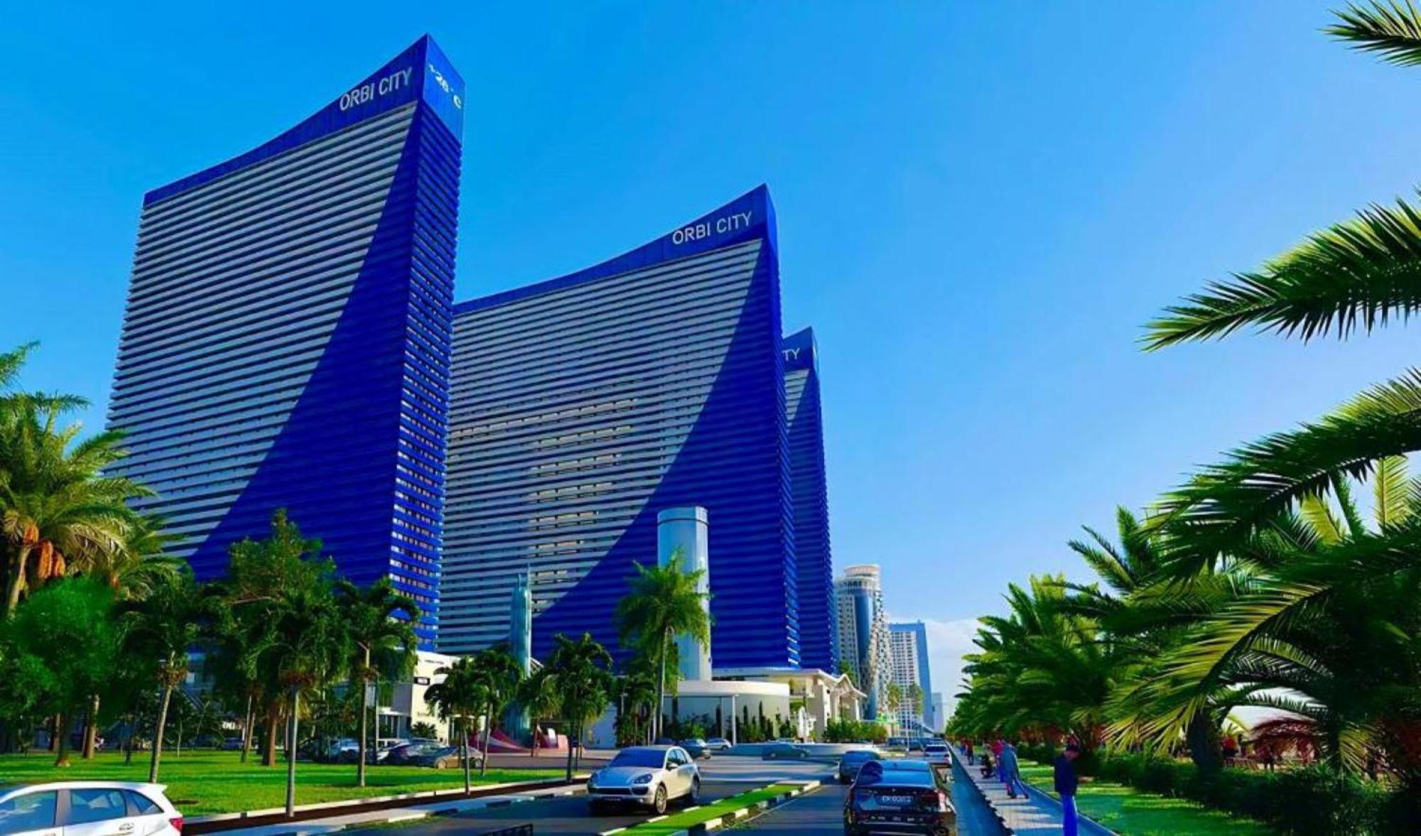 Delux Sea View Aparthotel In Orbi City באטומי מראה חיצוני תמונה