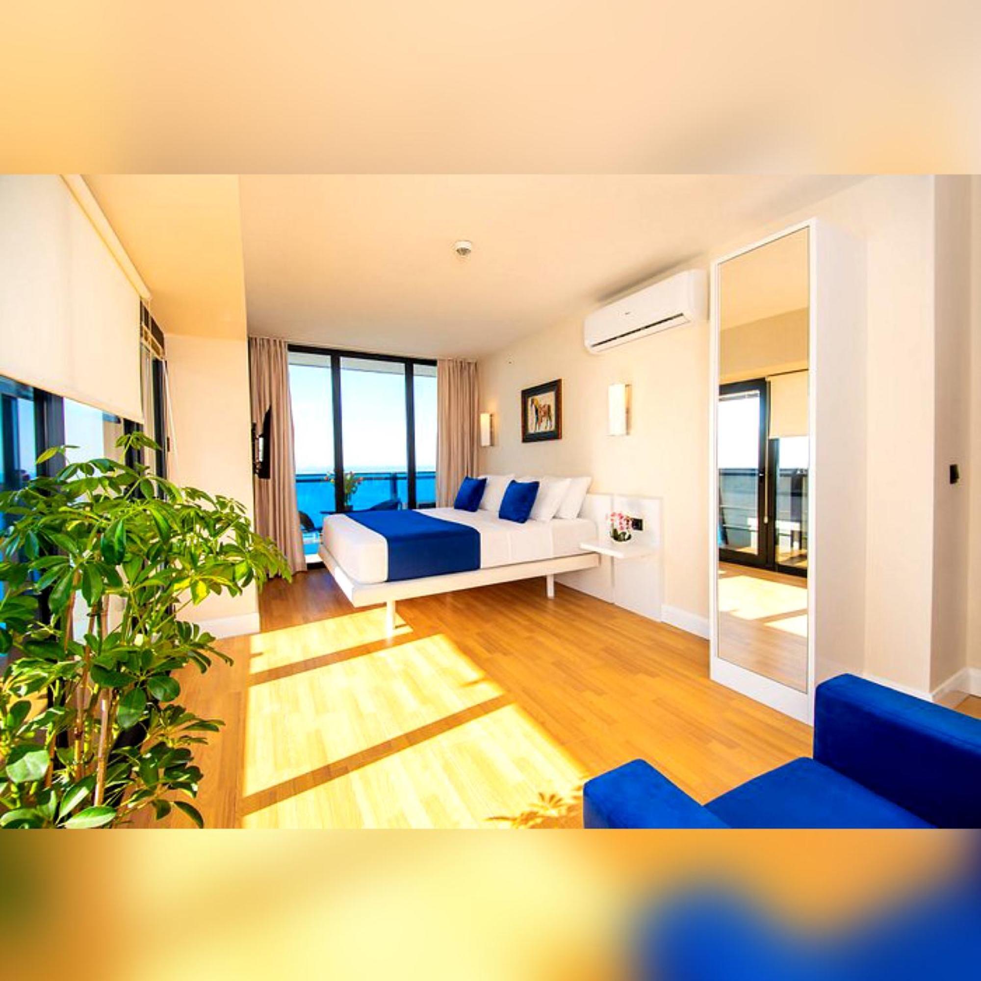 Delux Sea View Aparthotel In Orbi City באטומי מראה חיצוני תמונה