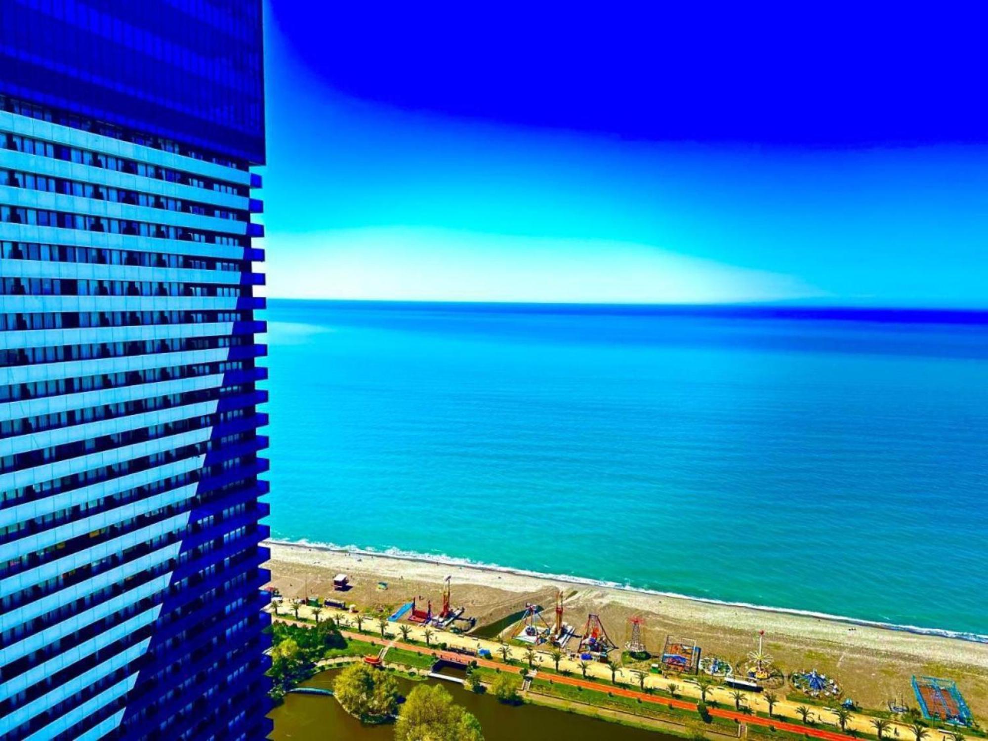 Delux Sea View Aparthotel In Orbi City באטומי מראה חיצוני תמונה