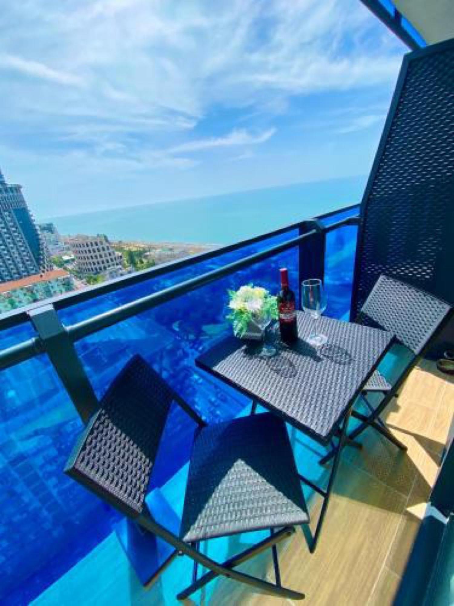 Delux Sea View Aparthotel In Orbi City באטומי מראה חיצוני תמונה