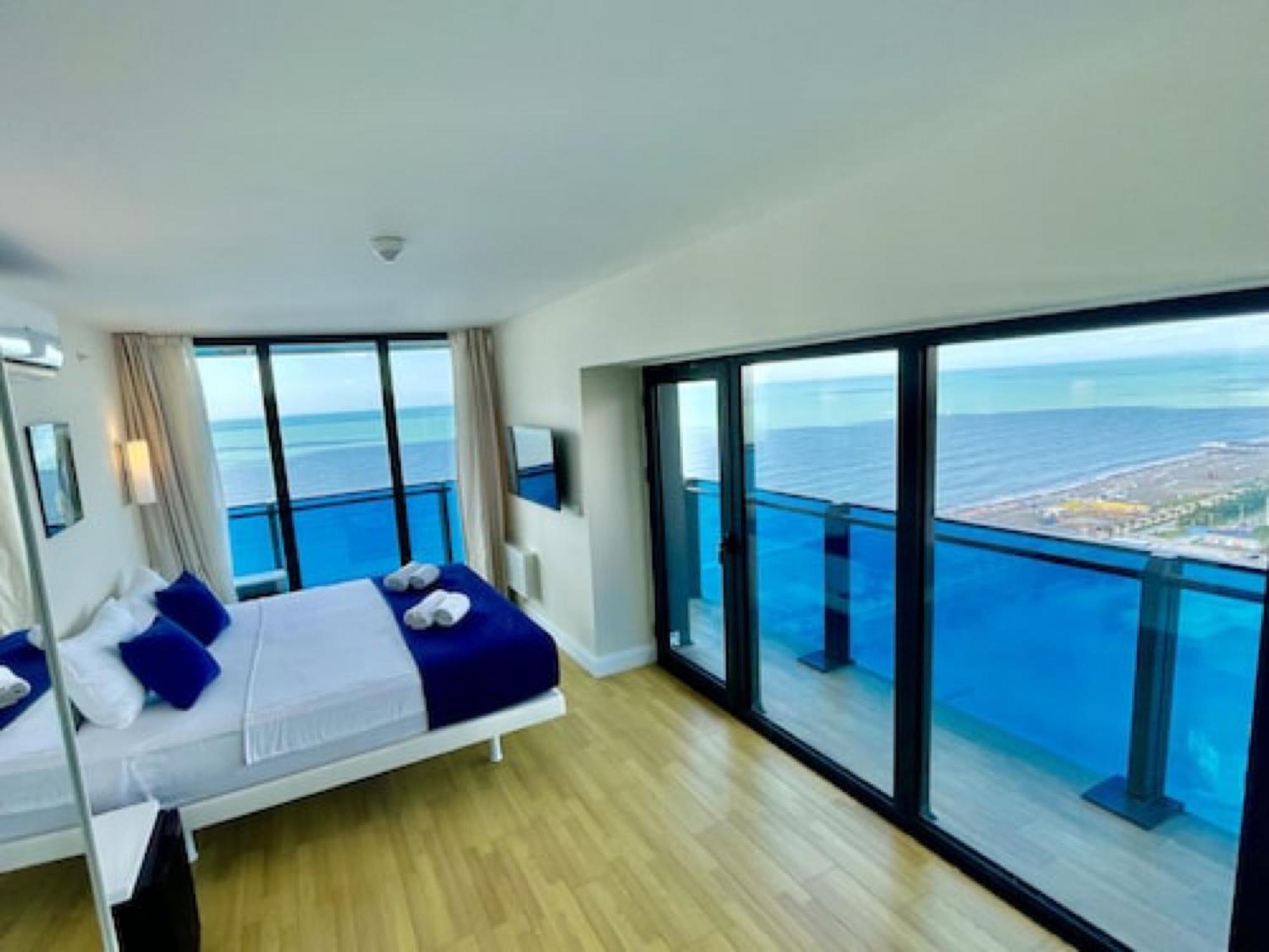 Delux Sea View Aparthotel In Orbi City באטומי מראה חיצוני תמונה