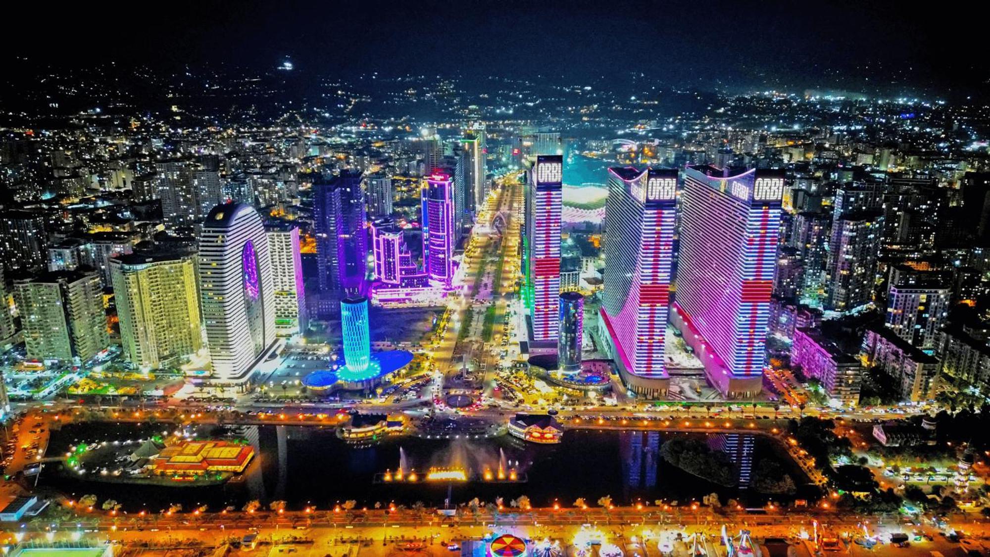 Delux Sea View Aparthotel In Orbi City באטומי מראה חיצוני תמונה